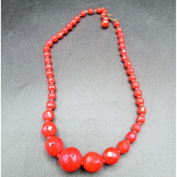 Red Lucite Necklace Faceted Beads Vintage West Germany Adjust 15.5 In  Jewelry - Picture 13 of 14